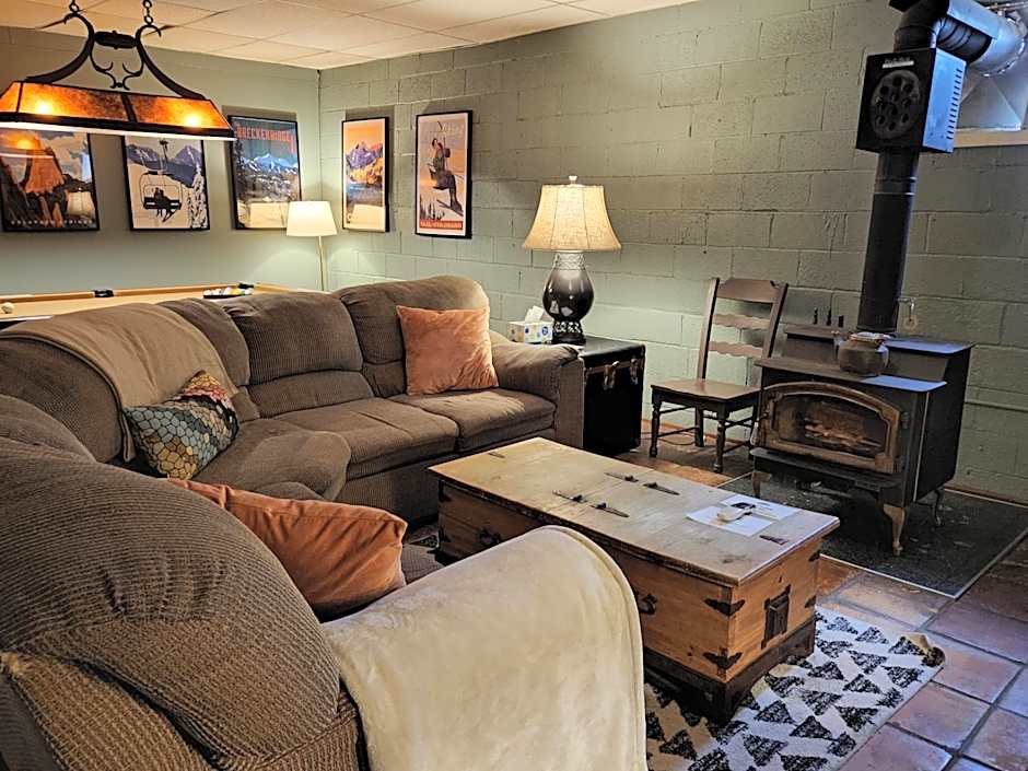 Inn the Clouds Hostel & Inn