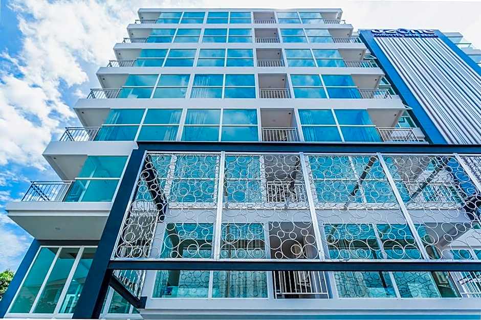 Ozone Condotel Kata Beach by Alpina