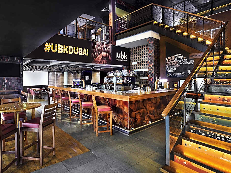 Movenpick Hotel Jumeirah Lakes Towers