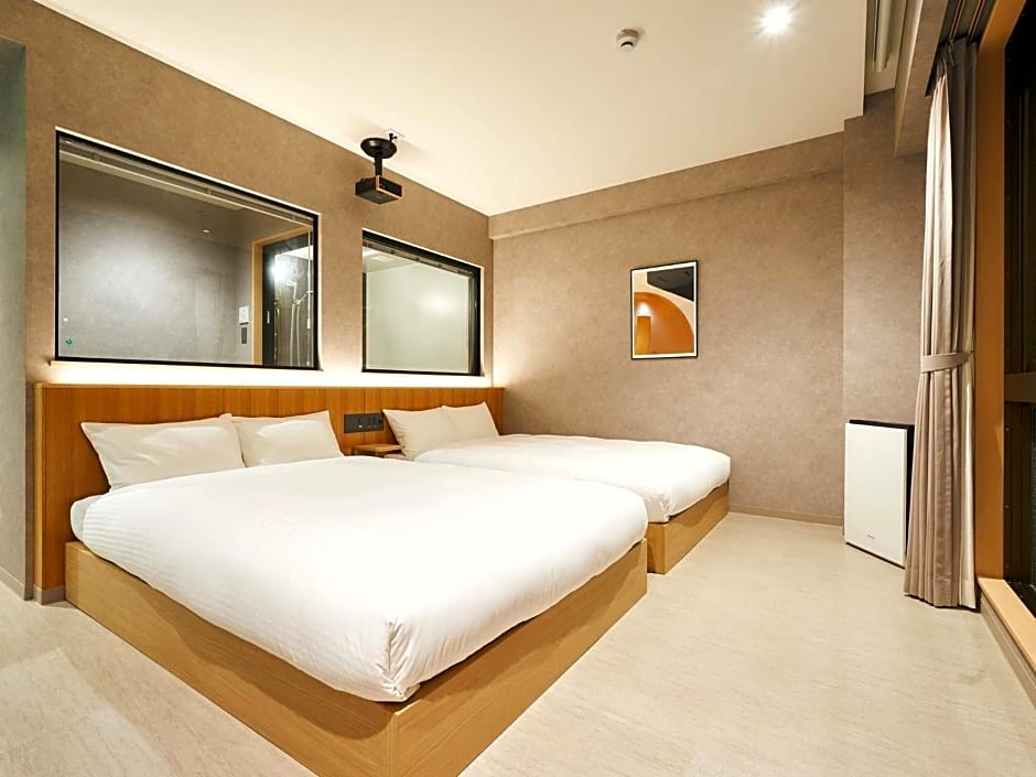 Rakuten STAY naha-tomarifuto 7F Twin Room