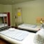 Amstel House Hostel