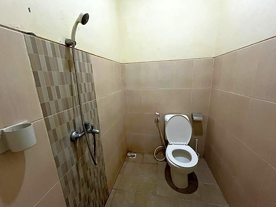 Omah Belimbing near ABM Malang Mitra RedDoorz