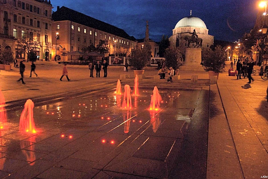 Napraforgó Wellness Ház és Panzió