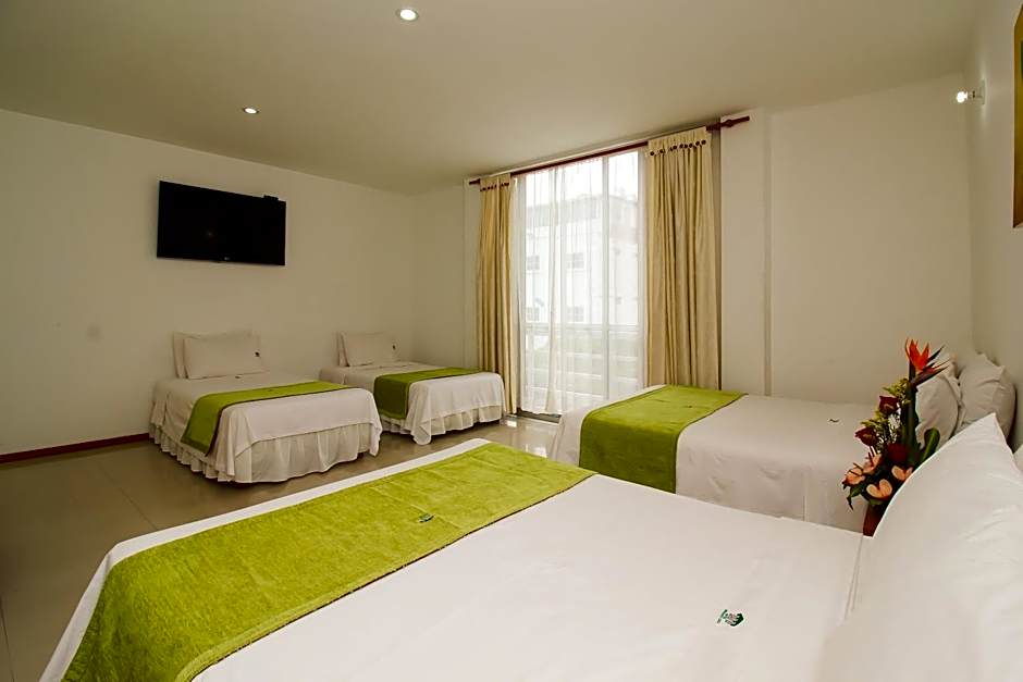 Hotel Imbanaco