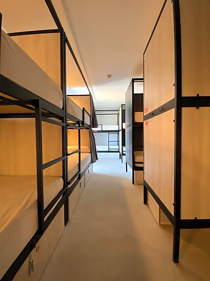 We Street Hostel - El Arenal-Albergue Turístico