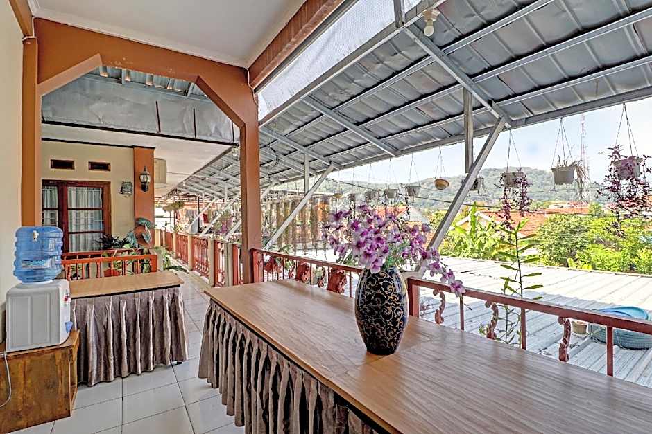 OYO Life 91480 Putridapisa Syariah