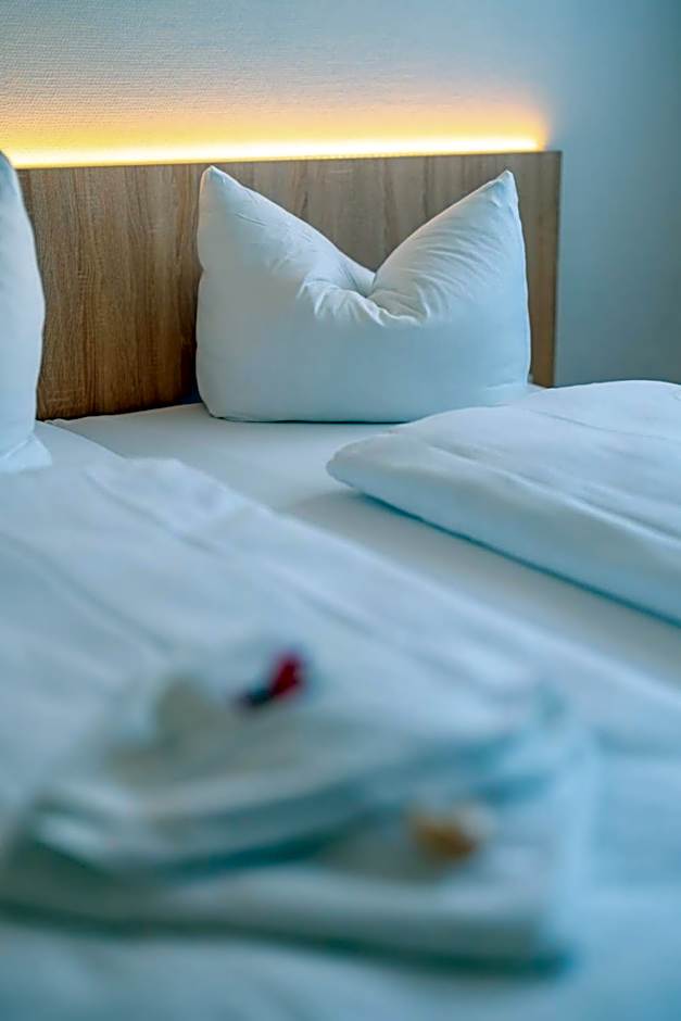 Sonnenschein Hotel & Apartments