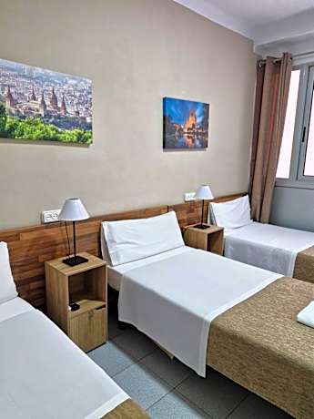 Triple Room with Private Bathroom