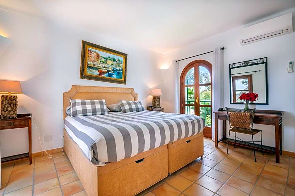 Wonderful 5 Bed Villa With Private