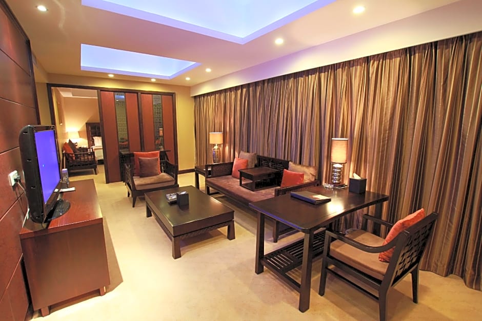 Fortune Hotel