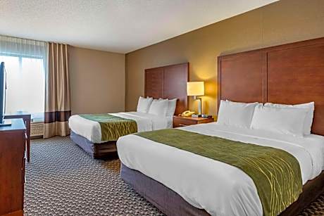Queen Room with Two Queen Beds - Non-Smoking