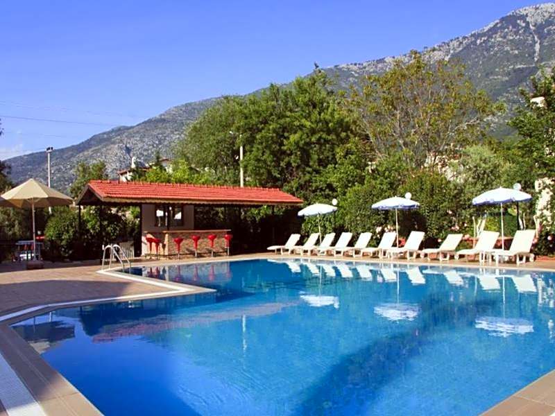 The Green Valley Hotel