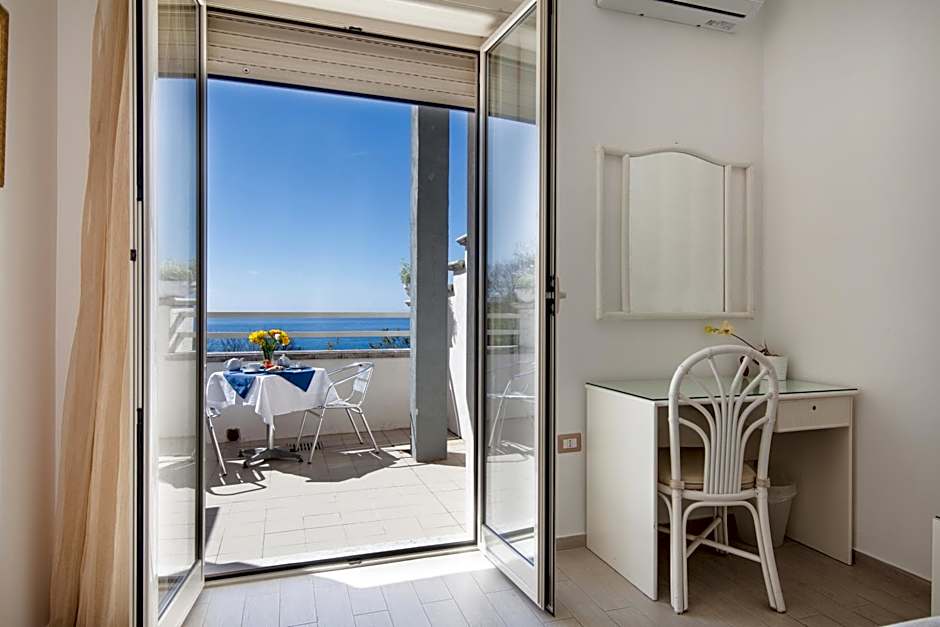 Mini Hotel - Angolo Di Paradiso -