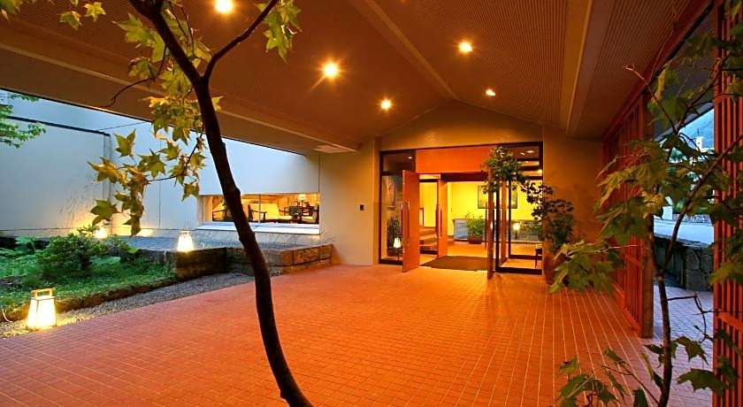 Suichokan (Female Only)