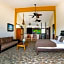 MahaSand Suites
