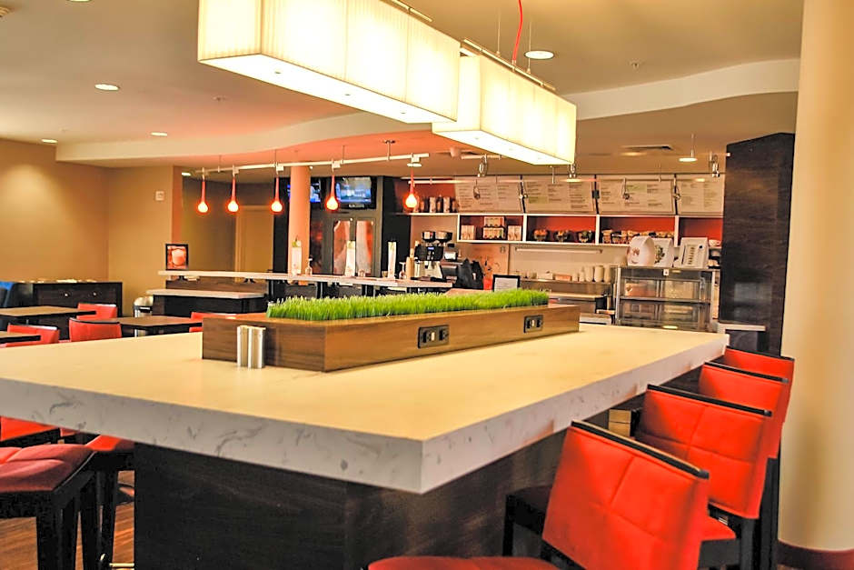 Courtyard by Marriott Salina