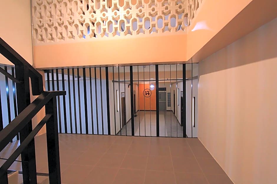 โรงแรมนางรอง