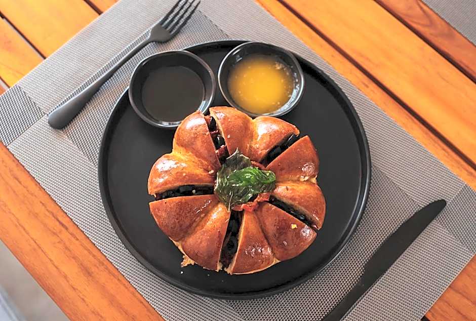 LalaGalu - Beachfront EcoCabins