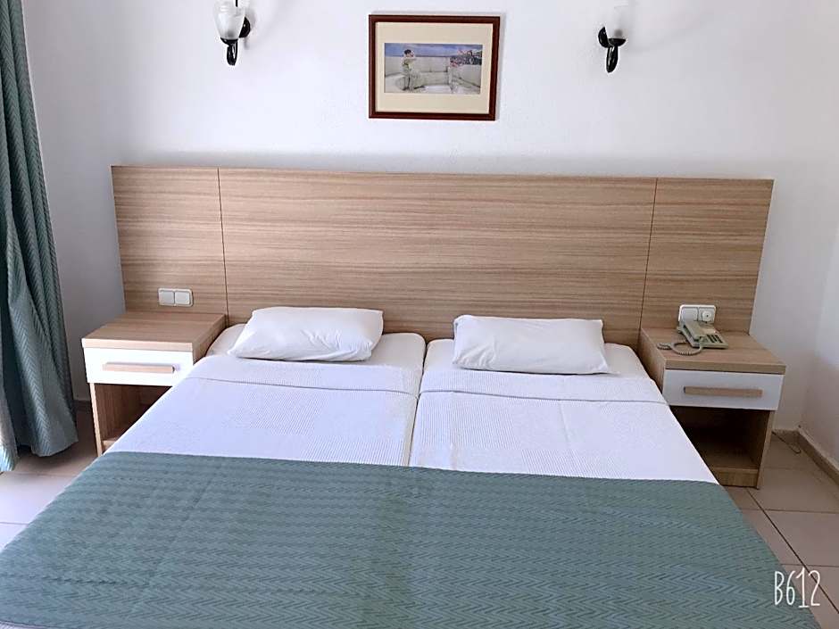 Ant Apart Hotel