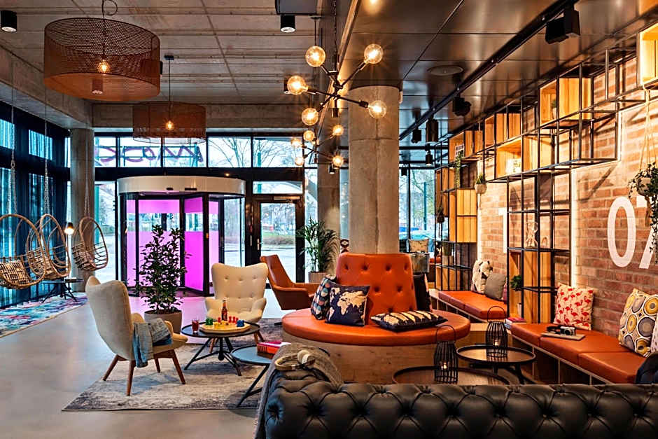 Moxy by Marriott Duesseldorf South