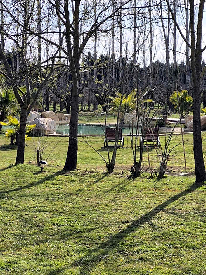 Le Mas des Cerisiers JACUZZI et SAUNA inclus pour tous les logements