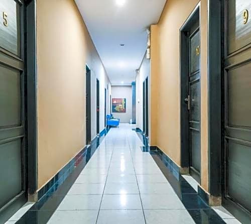 Urbanview Hotel Sayang Makassar