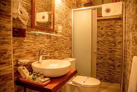 suite wITH TERRACE CAPACITY 1