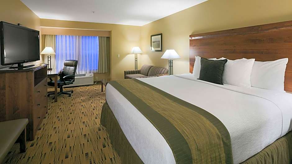 Best Western Plus Columbia River Inn