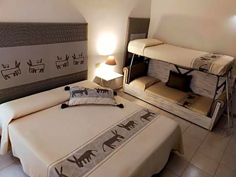 Comfort Quadruple Room