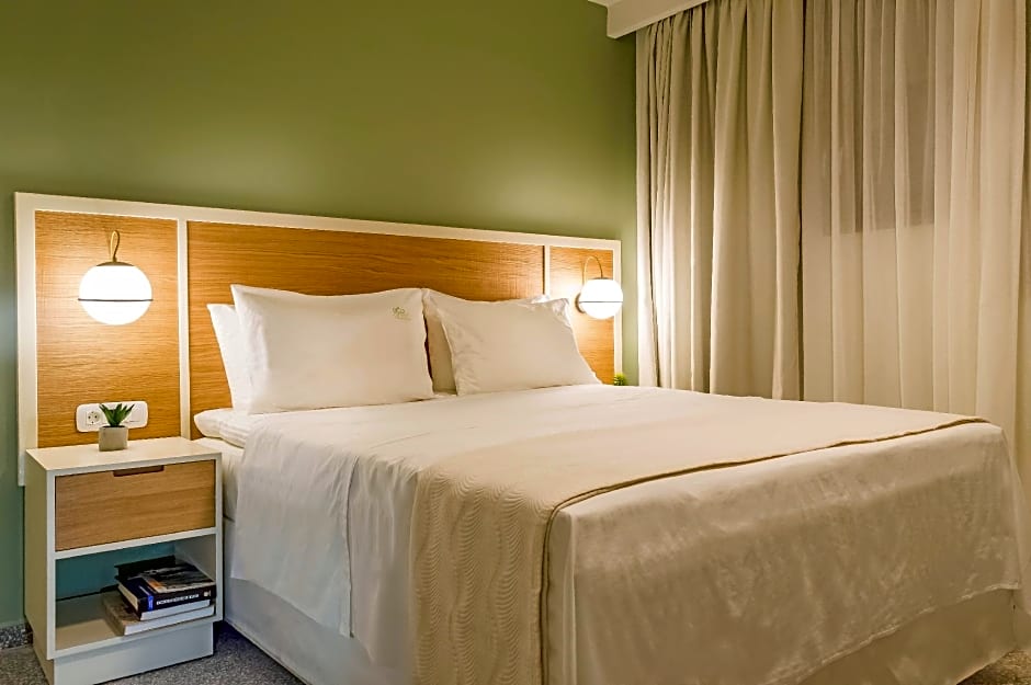 Eco Green Residences & Suites PC