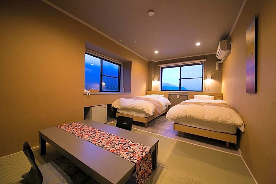Photo 1 of 5 of Japanese Western-Style Room 10 Tatami