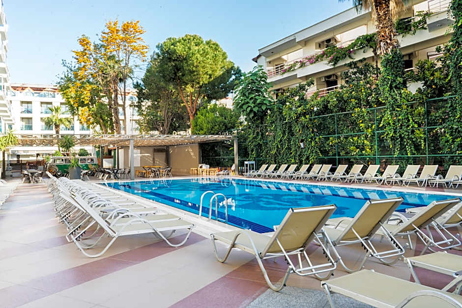 Emre Hotel  And Emre Beach Hotel