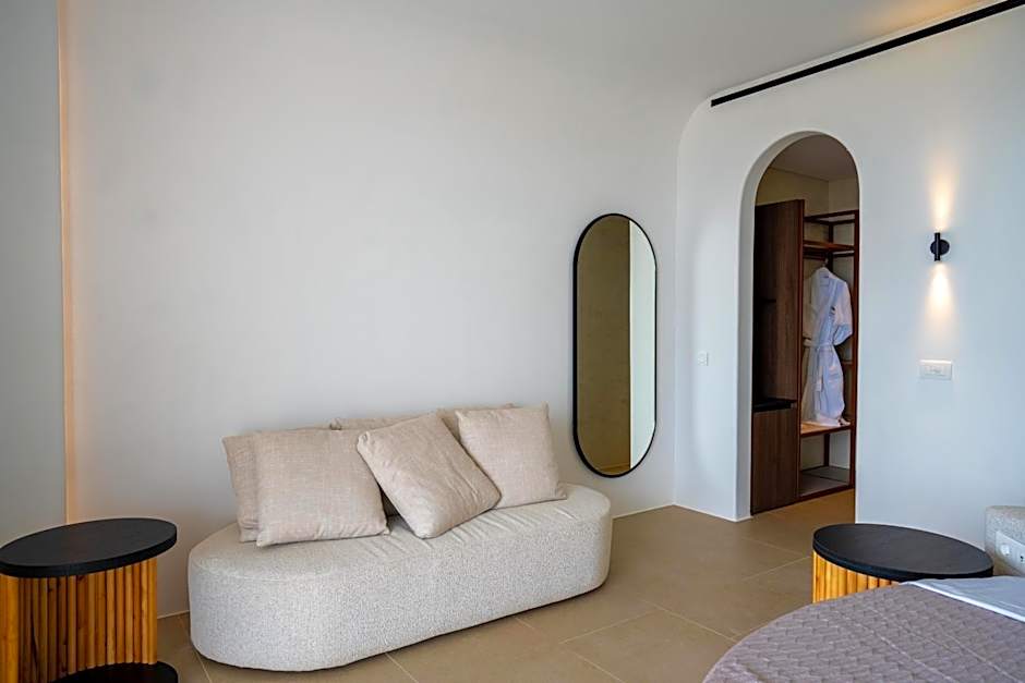 Muse οf Mykonos Luxury Suites