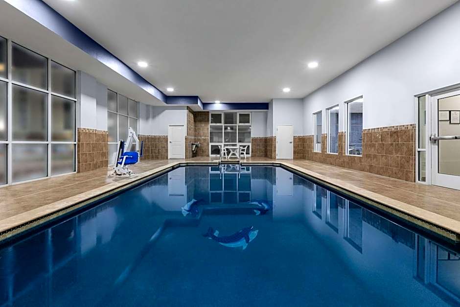 La Quinta Inn & Suites by Wyndham Burleson
