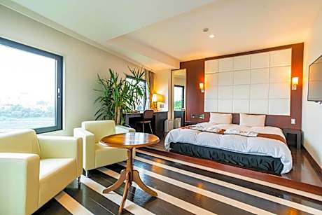 Deluxe Double Room - Non-Smoking