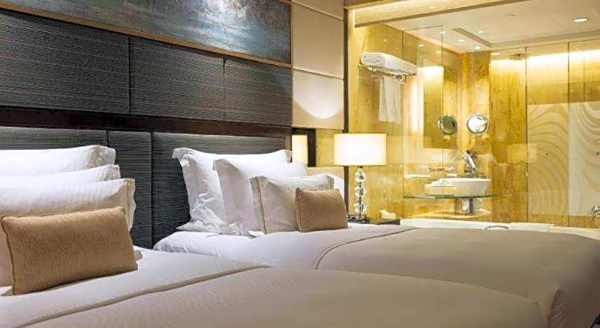 Starworld Hotel