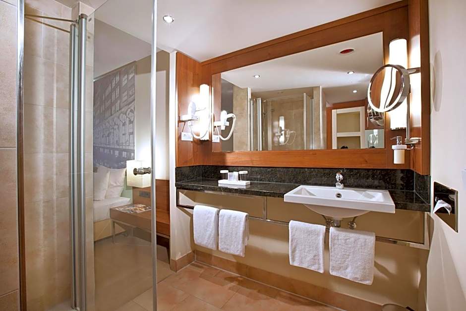 Lindner Hotel Hamburg Am Michel, part of JdV by Hyatt