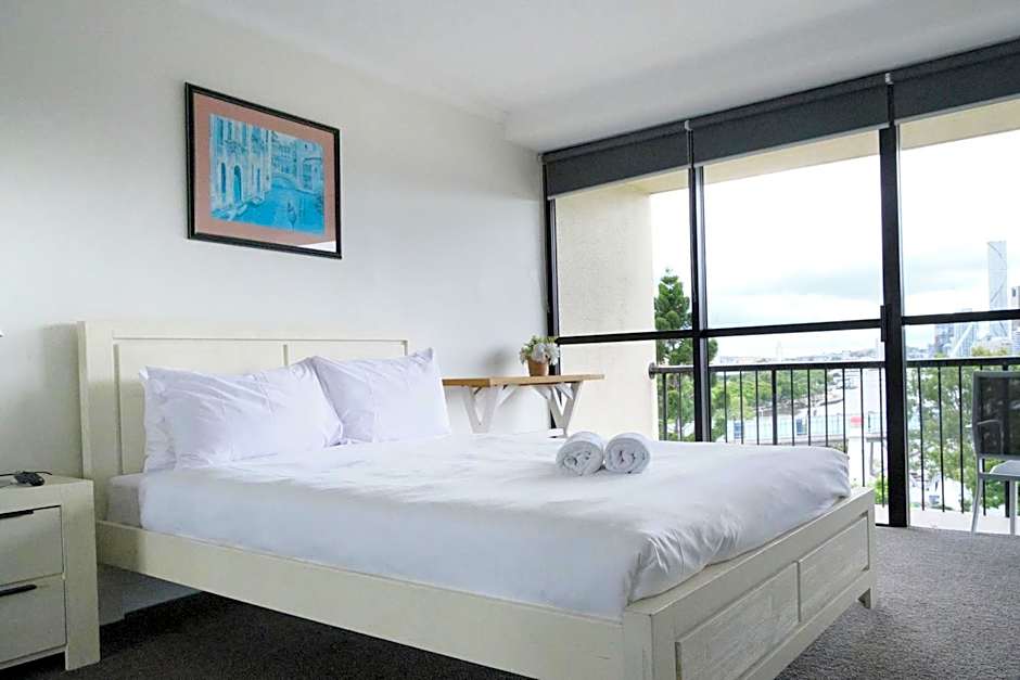 River Plaza Apartments Brisbane Southbank