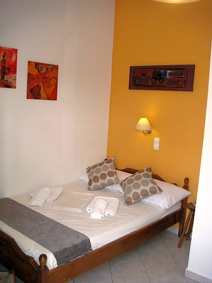 Boussetil Rooms CapAnMat