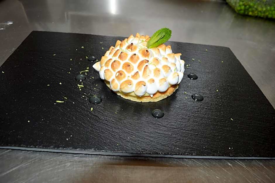 Logis Hôtel Restaurant Relais Du Gué De Selle