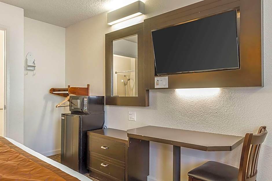 Rodeway Inn Wine Country