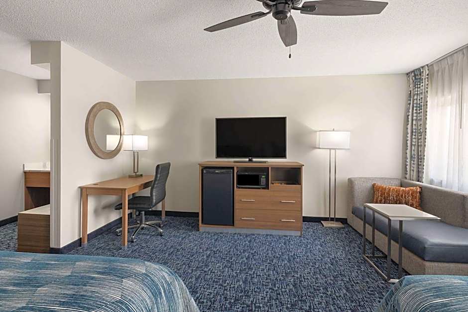 Baymont by Wyndham Mt. Pleasant
