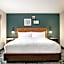 Four Points by Sheraton Raleigh Arena