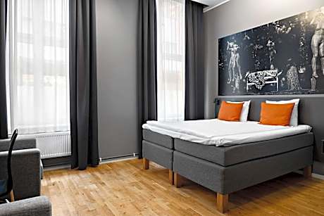 Family Room with King Bed and Sofa Bed