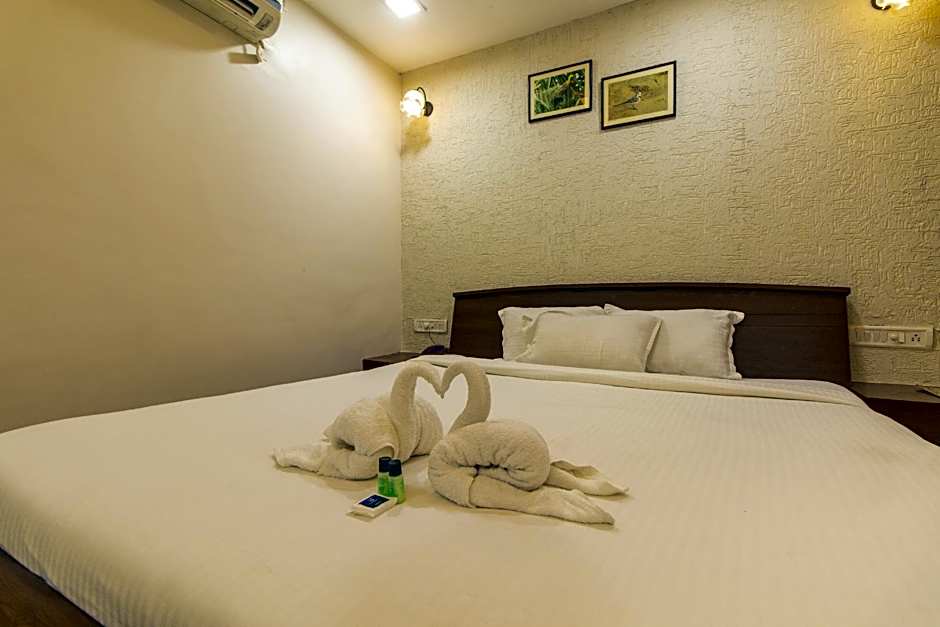 WOW STAYZ2 Hotel Misty Meadows