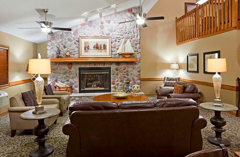 AmericInn by Wyndham Menominee