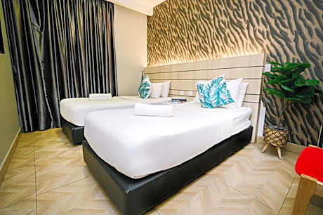 Deluxe Twin Room with View