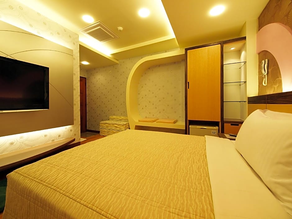 Ibiza Kenting Hotel II