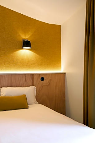 Chambre Double Confort (avec canapé)