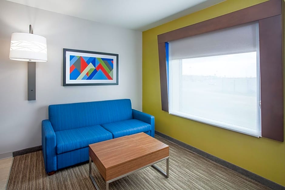 Holiday Inn Express Hotel and Suites Texarkana, an IHG Hotel